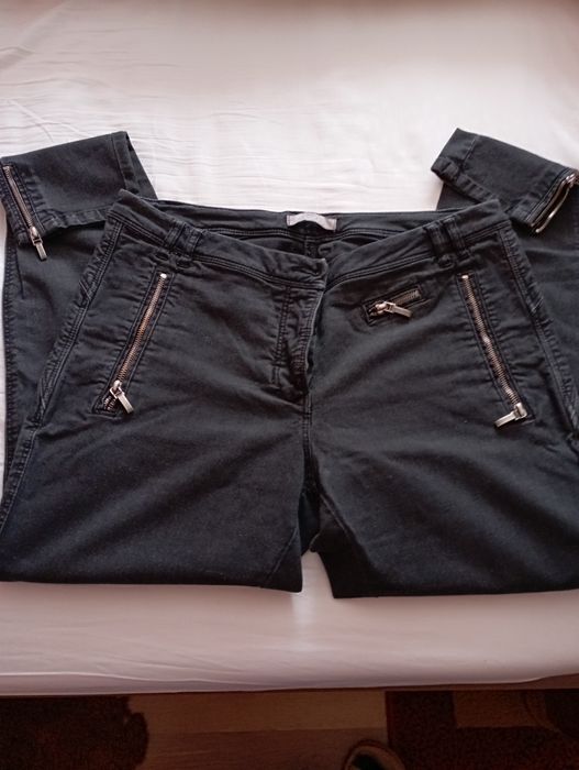 Spodnie damskie w pasie 42 cmx2, biodra 51 cmx2, długość 100 cm