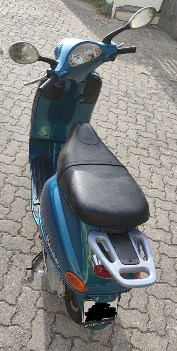 Scooter Vespa Piaggio ET4 125cc (M04)