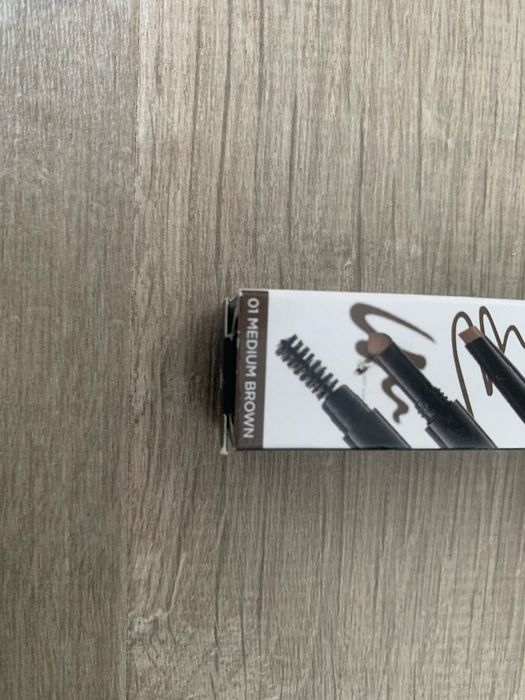 Kredka do brwi Eveline