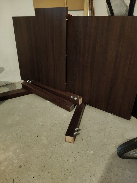 Stół używany brązowy