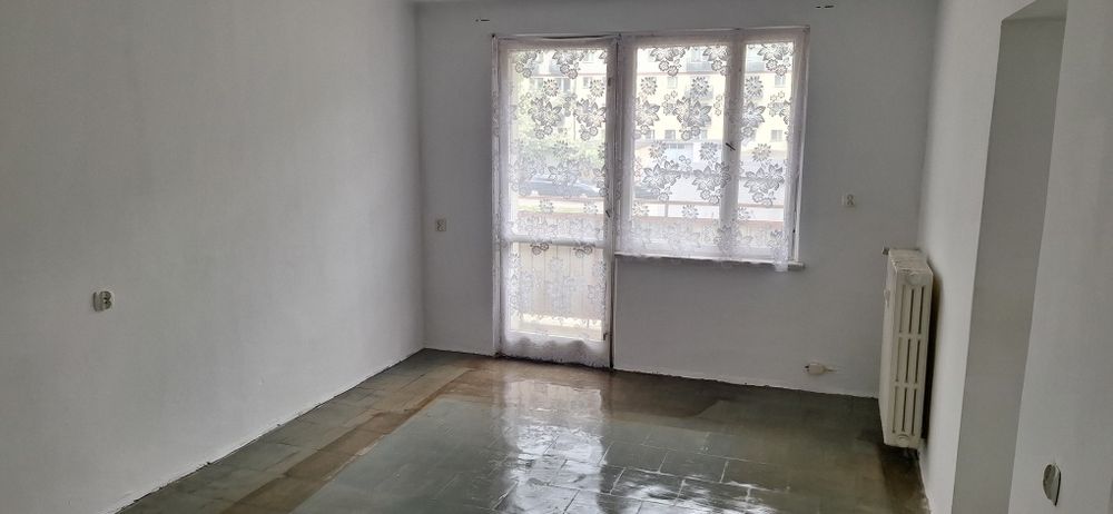 Sprzedam mieszkanie na parterze  3 pokoje + balkon  ul Wileńska  55m
Sprzedam  mieszkanie 3-pokojowe , 55m–, ul. Wileńska - parter z balkonem 

Ofe