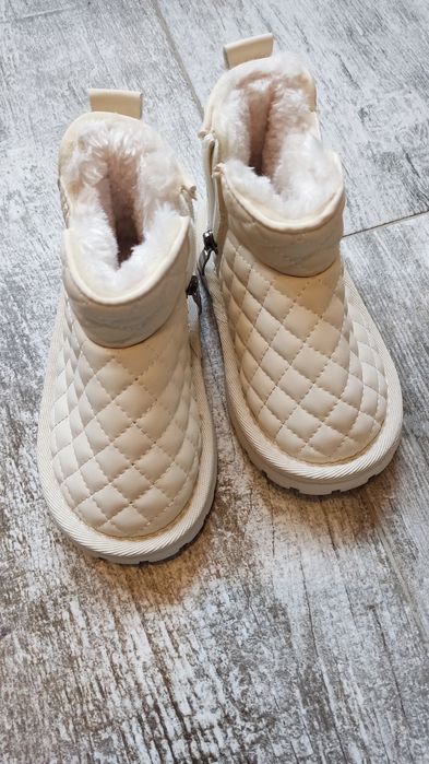 Moon boot, ugg, гумаки нове та б/у 19-24 розмір