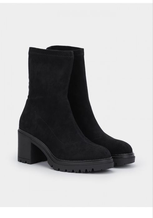 Чоботи, ботильйони  BRASKA