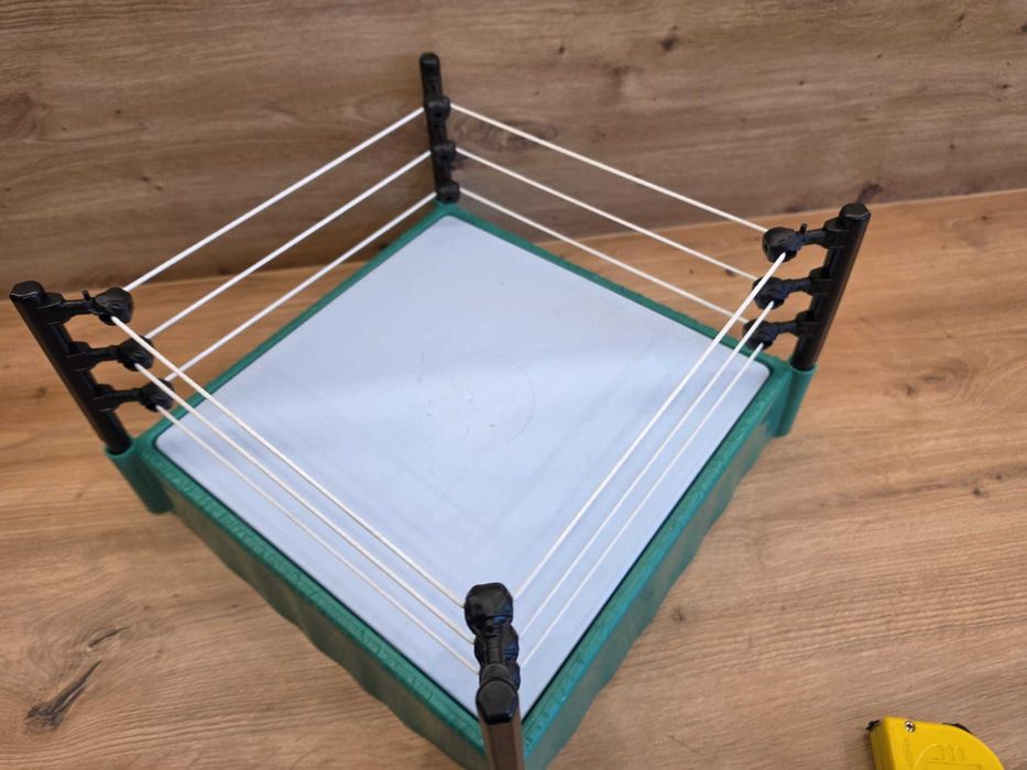 WWE ring dla figurek