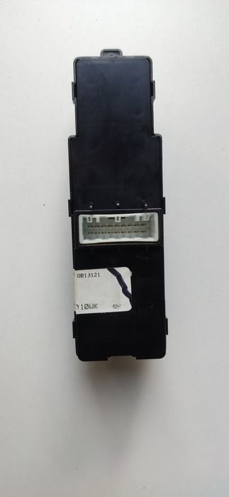 Кнопка склопідйомника заднього правого  93590C5010WK Kia Sorento 14-20