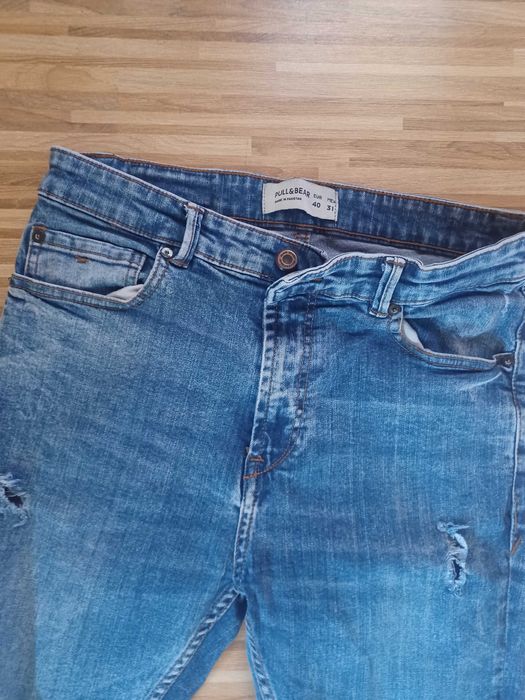 Spodnie jeansy 40 niebieskie pull&bear