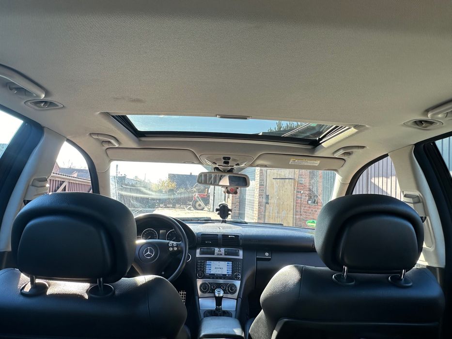 Mercedes Benz Klasa C280 W203/S203 /AVANGARDE/ HARMAN KARDON/ Niski przebieg 194tyś