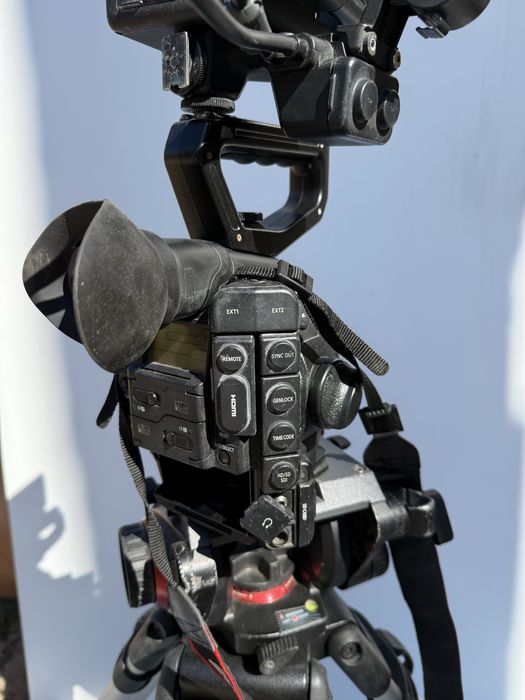 Canon EOS C300 Mark I, EF видеокамера