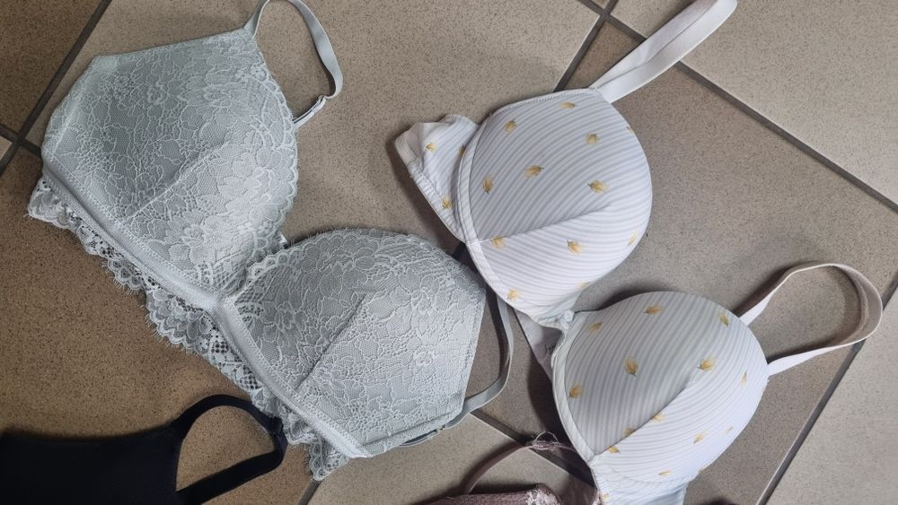 Zestaw 5 sztuk staników biustonoszy 80c