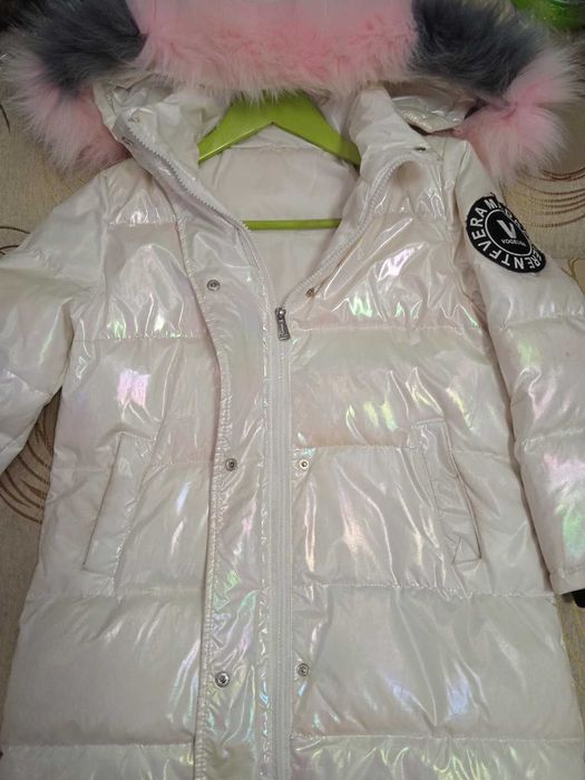 Зимний пуховик на девочку