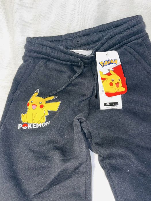 Nowe spodnie dresowe Pokémon Pikachu czarne r. 110