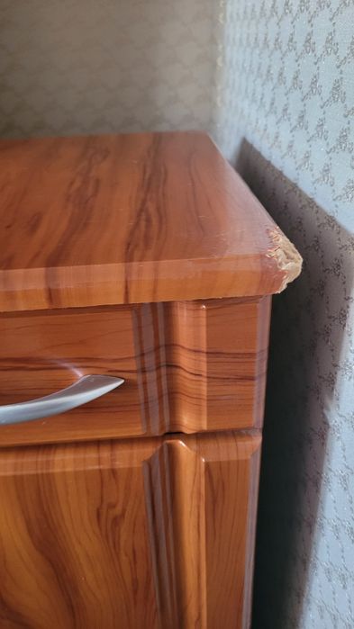 Туалетний столик, трюмо