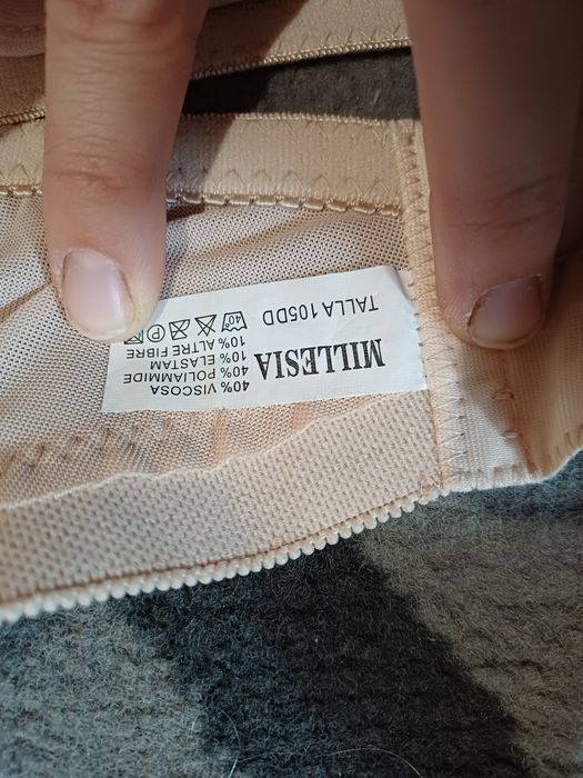 Biustonosz 105 DD nowe