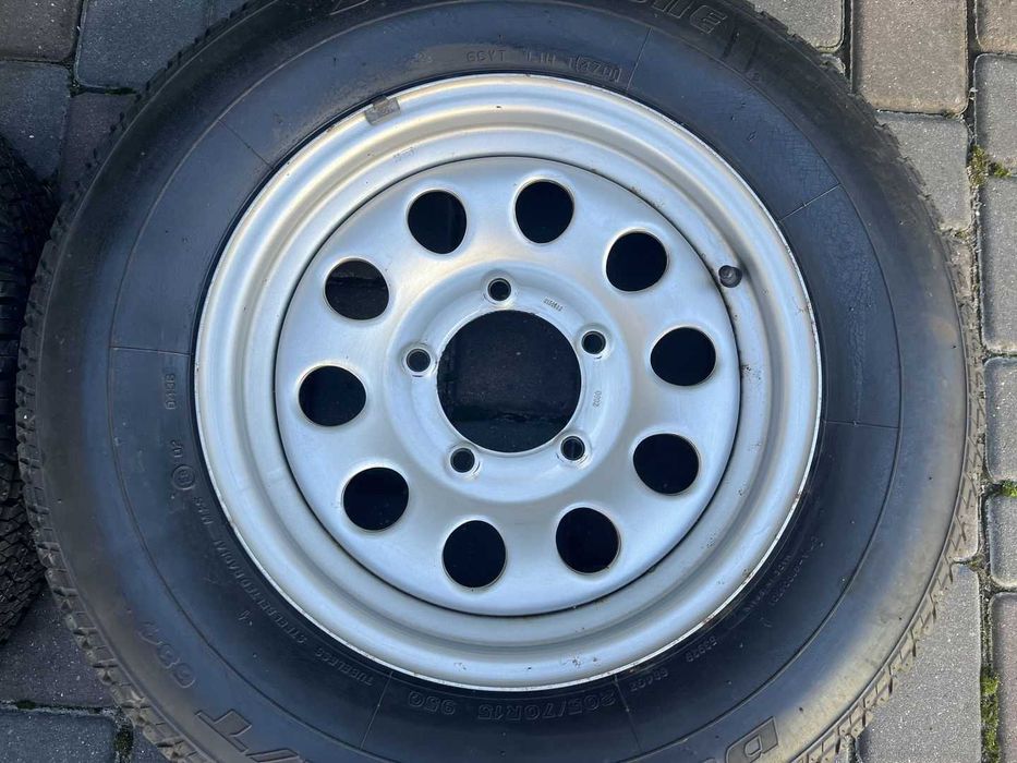 Диски 5/139,7 R15  ШИНИ 205/70 R15 Bridgestone Suzuki Jimny Vitara Нива УАЗ