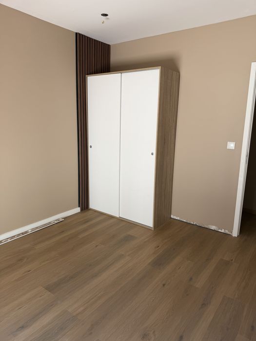 Alugo casa terrea T2 com garagem e Terraco