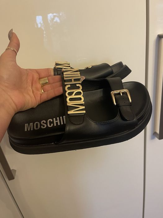 Klapki MOSCHINO 41 skóra jak nowe