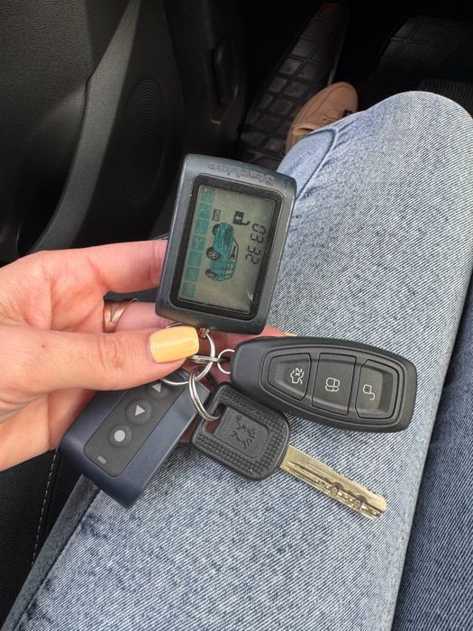 Продам Ford Kuga