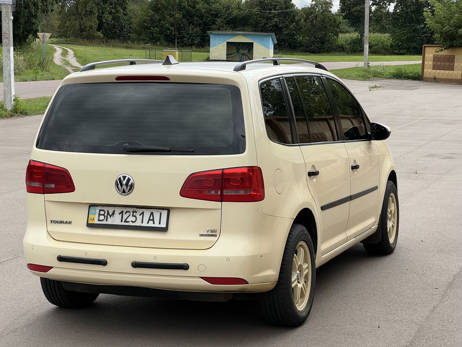 VW TOURAN 2012 1.4 газ метан/бензин