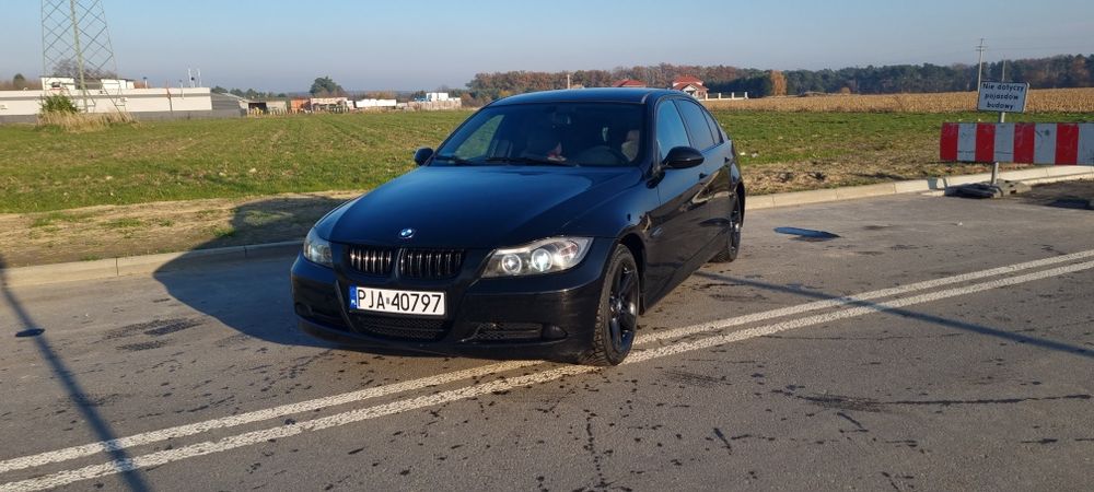 BMW E90 320i 150km