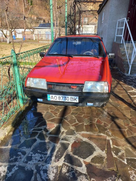 Автомобіль ВАЗ-2108