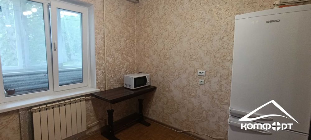 Продам 1но кімнатну квартиру на першому поверсі місто Славутич