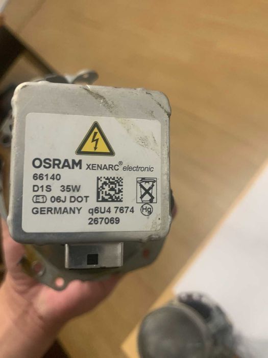 Блок розжига ксенон Hella 5DD 008 319-50, 5DV008290-00 Линзы BMW E60