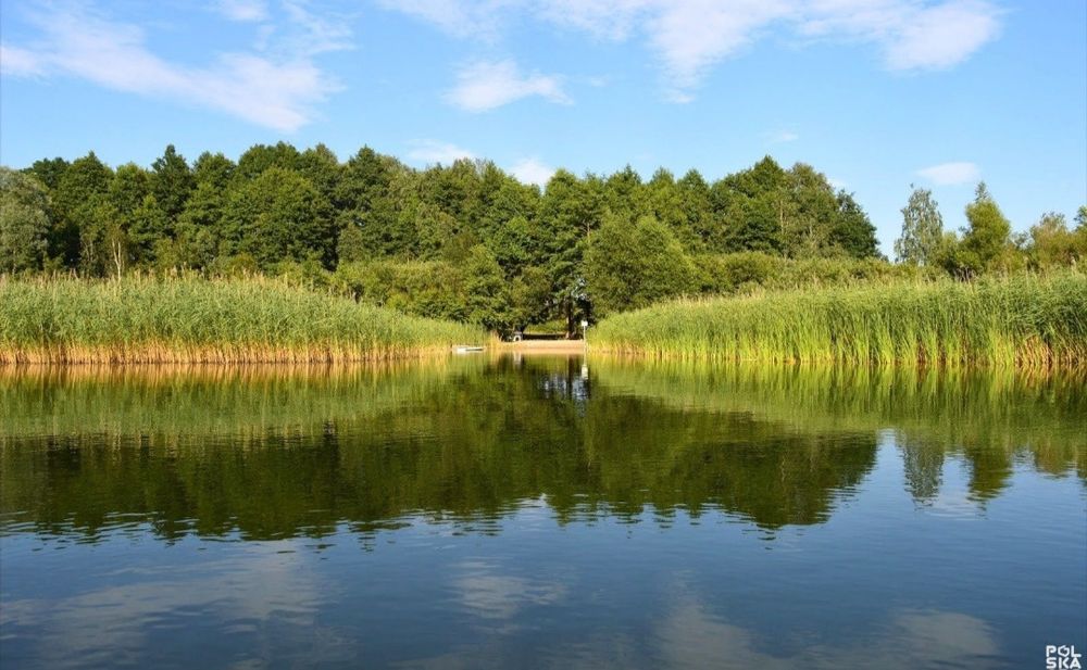 Duża działka budowlana nad jeziorem Zachodniopomorskie.