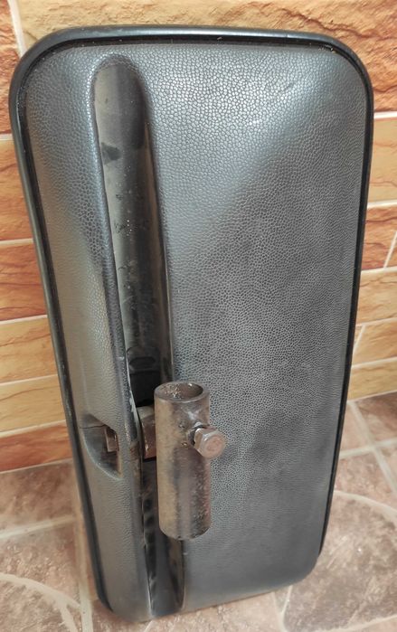 Дзеркало напівсфера для автобуса або вантажівки
