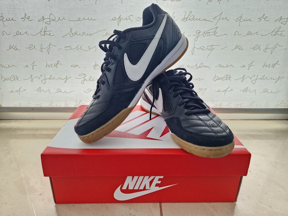 Футзалки Nike Gato розмір 27см