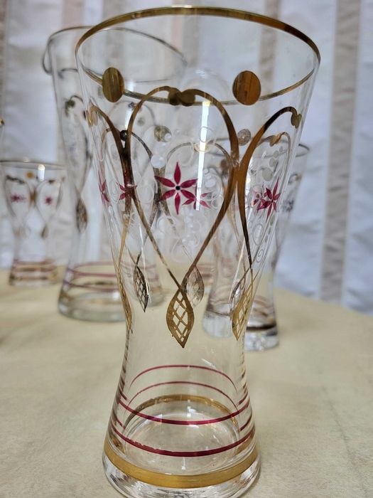 Conjunto de jarro e copos