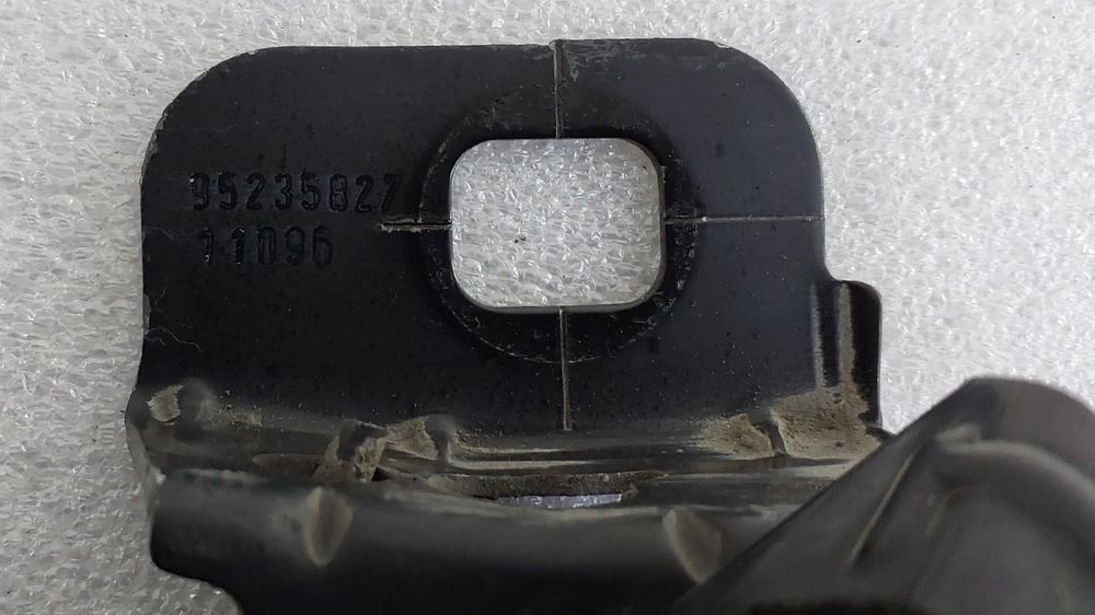Fechadura / fecho capot CHEVROLET Aveo Hatchback (T300)