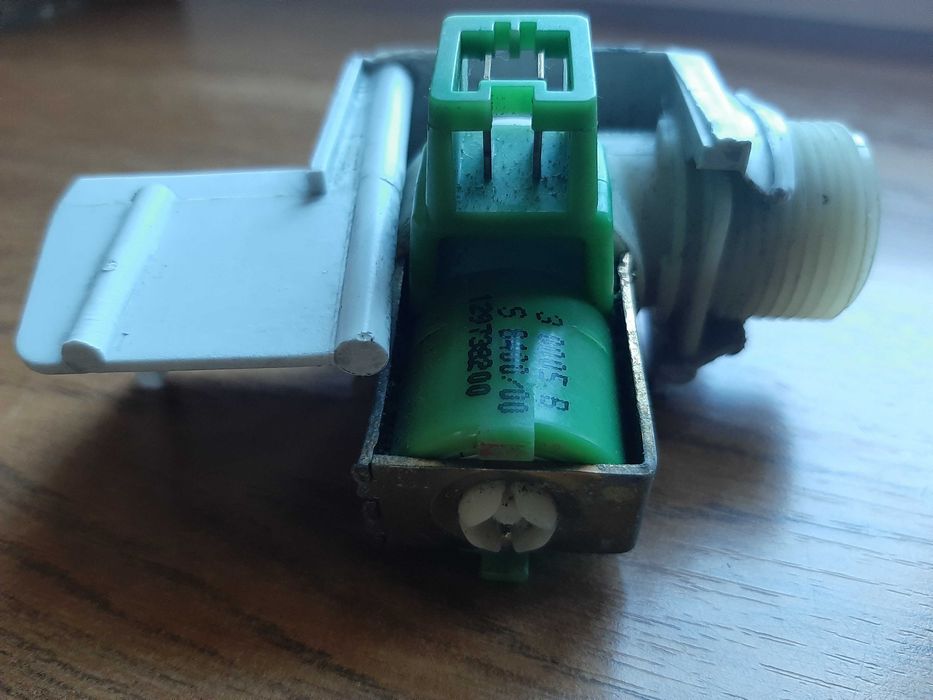 Elektrozawór do pralki AEG Lavamat 41030