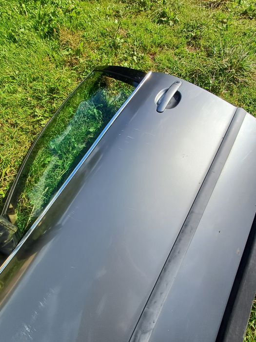 Volkswagen Passat b-5+ Plus двері дверки