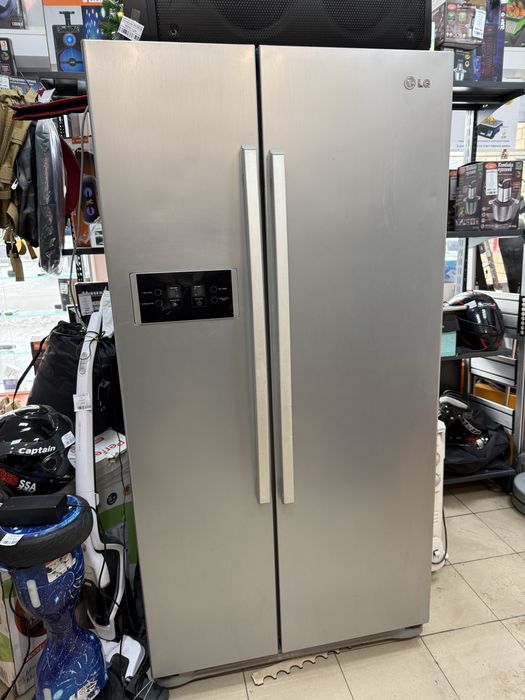 side by side Lg gw b207flqa