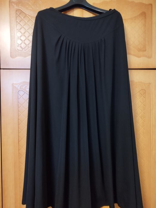 Продам  вінтажну німецьку спідницю максі