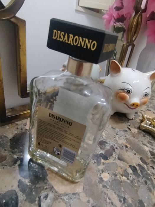 Garrafa Vazia Disaronno Originale 700ml com Tampa – Ideal para Decoração / Artesanato