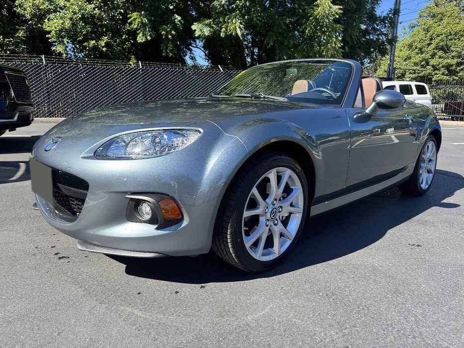 Mazda MX-5      2013