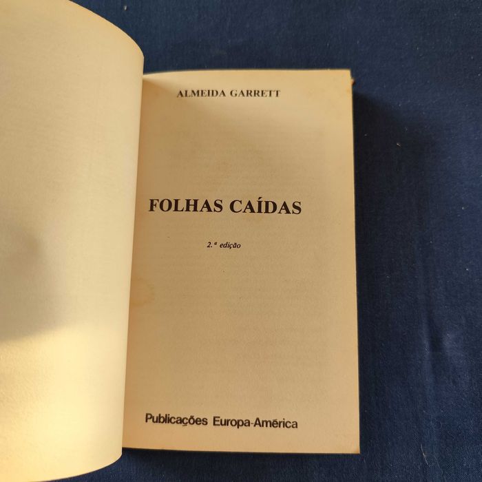 Almeida Garrett - Folhas Caídas