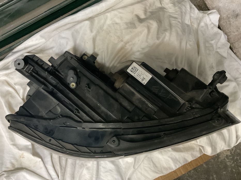 Vendo Farol de VW Passat