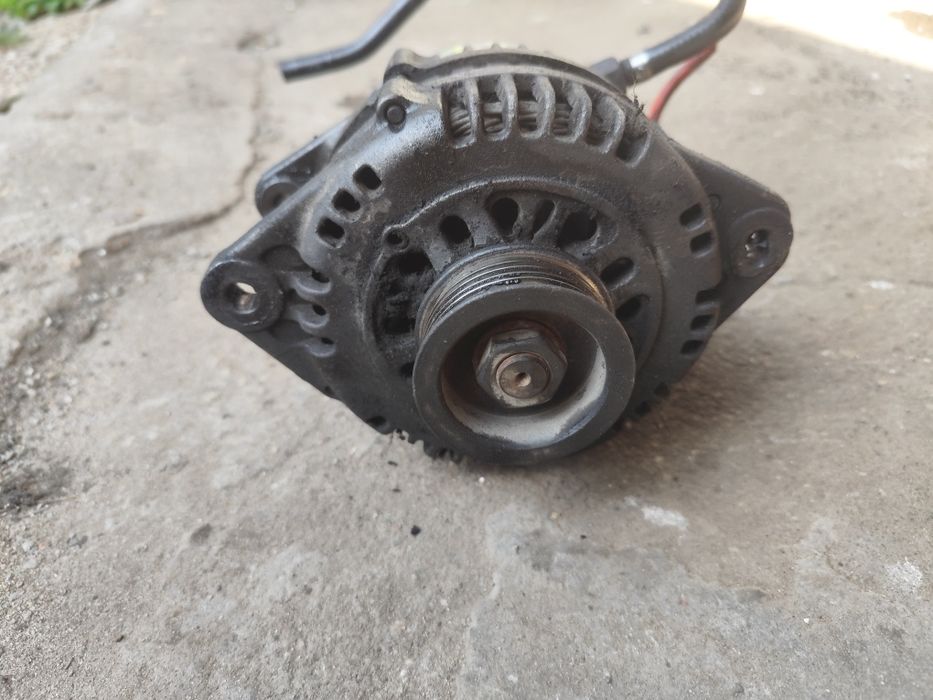 Opel Astra H Zafira B Meriva A 1.7 cdti alternator vacupompa