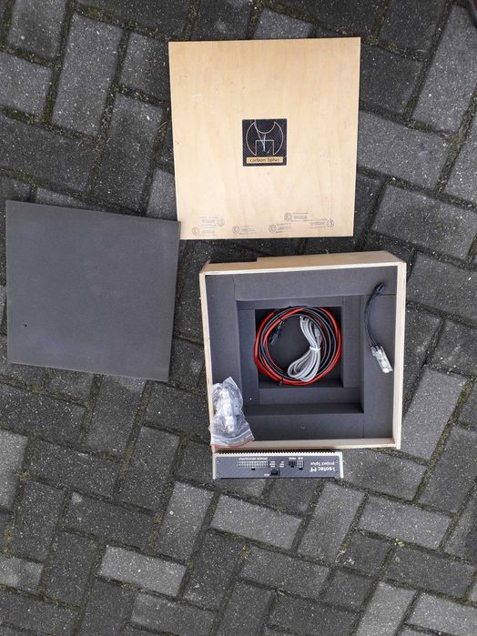 wzmacniacz  I-sotec project 5 Plus  Carbon