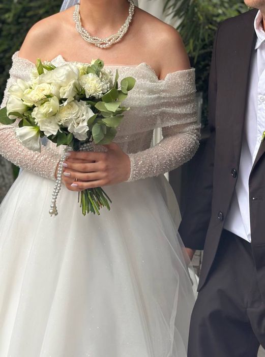 Весільне плаття обшите бісером розмір М