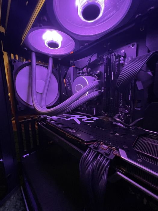 Computador desktop (design/trabalho ou jogos)