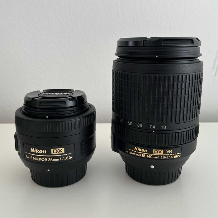 Nikon D5300 - Maquina fotográfica + 2 lentes Nikon + tripé Manfrotto