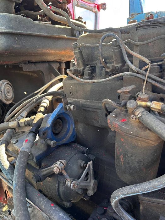 ЮМЗ с КУН ,  4 метра высота подъёма.