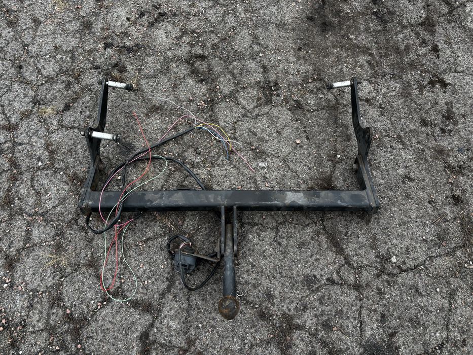 Фаркоп Laguna 3 Лагуна причипне