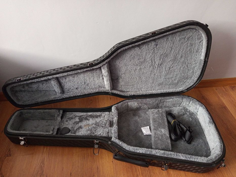 Futerał na gitarę twardy