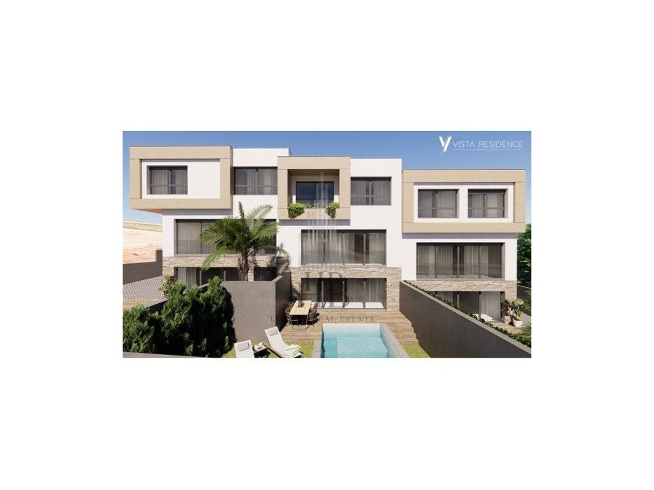 Land Plot with Approved Project for a Condominium of 3 Villas | Manique...