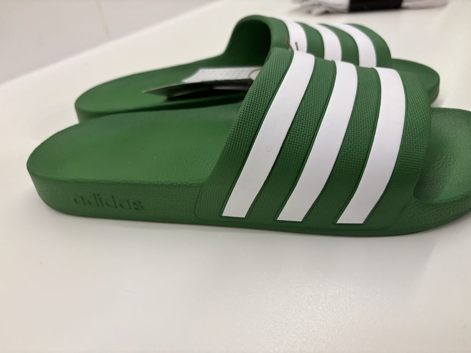 Klapki Adidas new 43/44 Classic