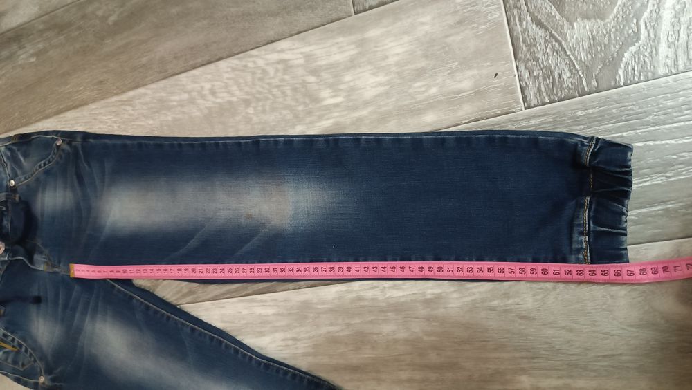 Джинсы на мальчика  9 лет